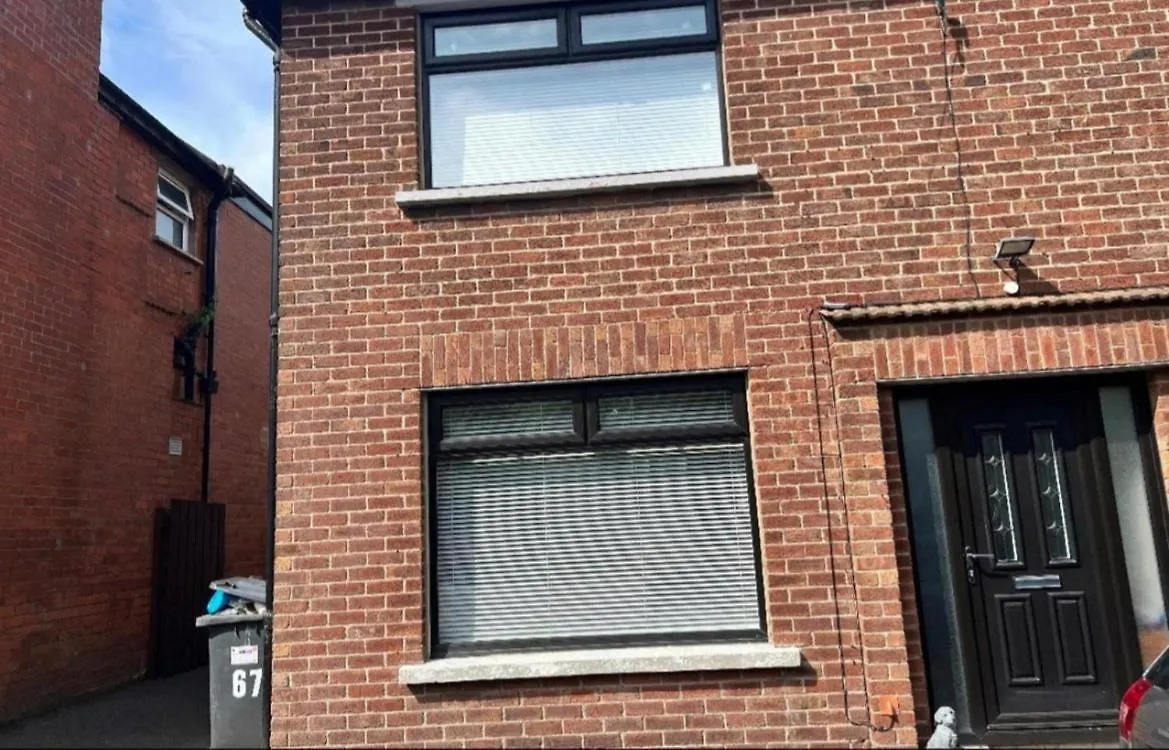 Macs Belfast Single Bedroom location